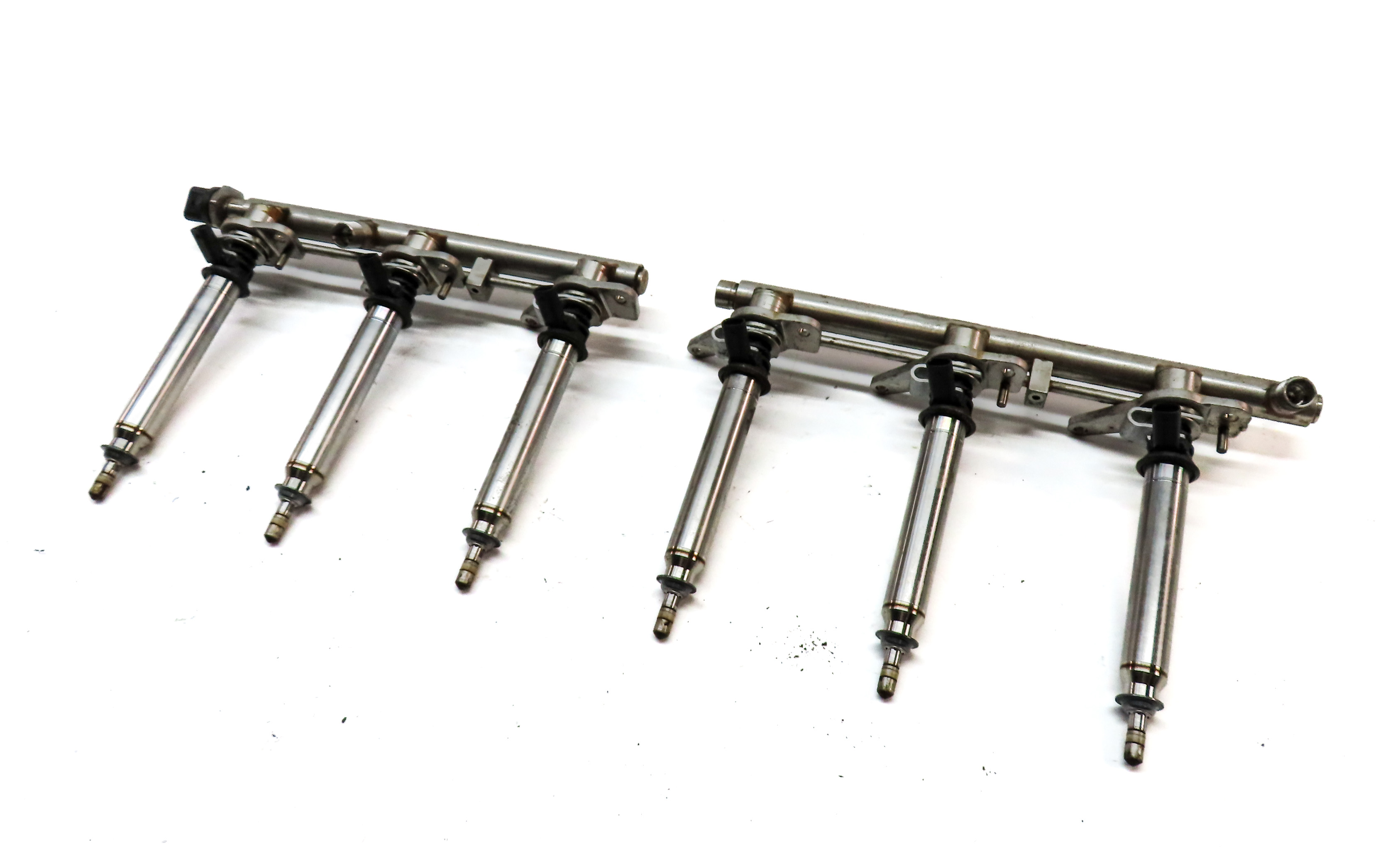 2013 MERCEDES C300 (W204) 3.5L (276.957) ENGINE FUEL INJECTOR SET/6 w/ RAILS — exact item pictured